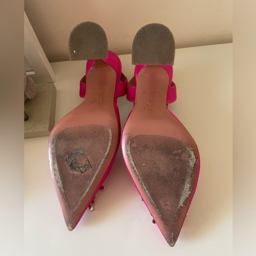 Amina Muaddi Elegant Pink Satin Slingback Heels - Picture 3 of 3